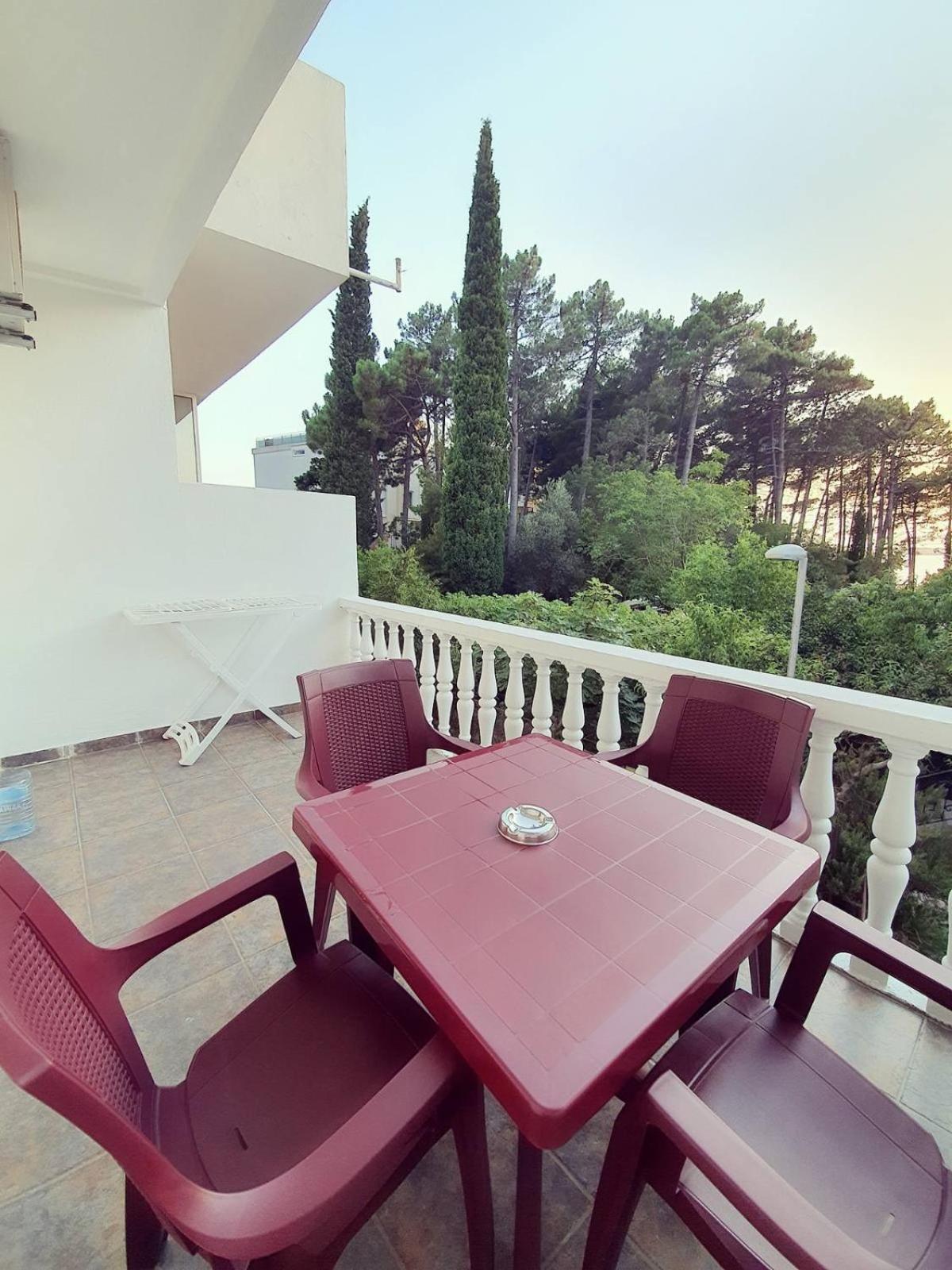 Apartments Adriatic Sveti Stefan Dış mekan fotoğraf