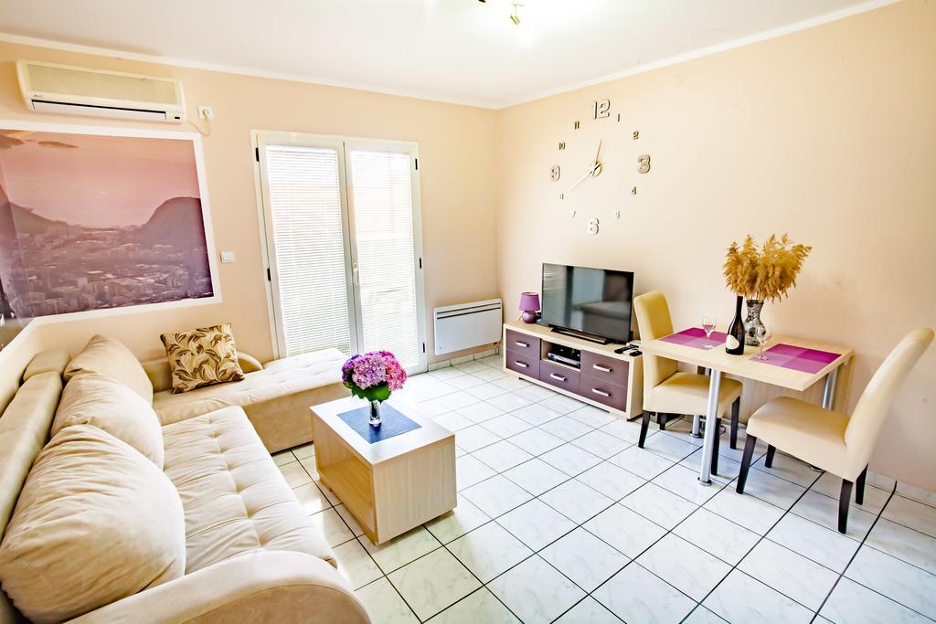 Apartments Adriatic Sveti Stefan Dış mekan fotoğraf