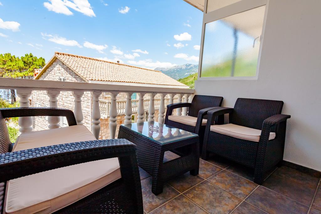 Apartments Adriatic Sveti Stefan Dış mekan fotoğraf
