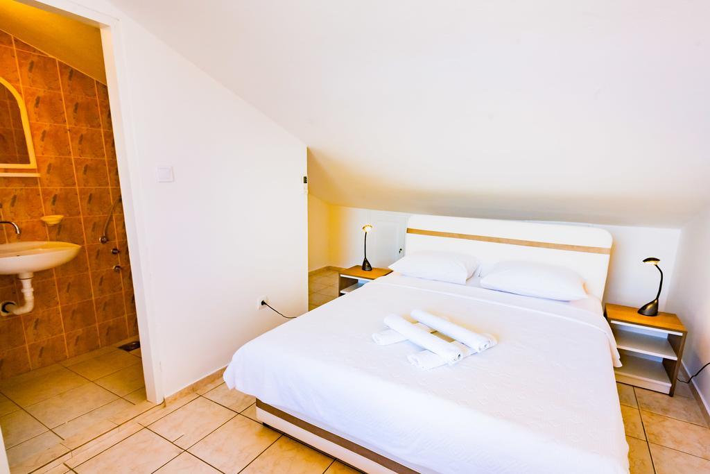 Apartments Adriatic Sveti Stefan Dış mekan fotoğraf