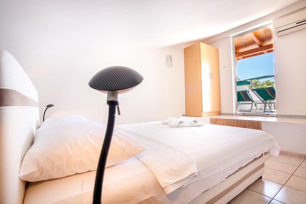 Apartments Adriatic Sveti Stefan Dış mekan fotoğraf