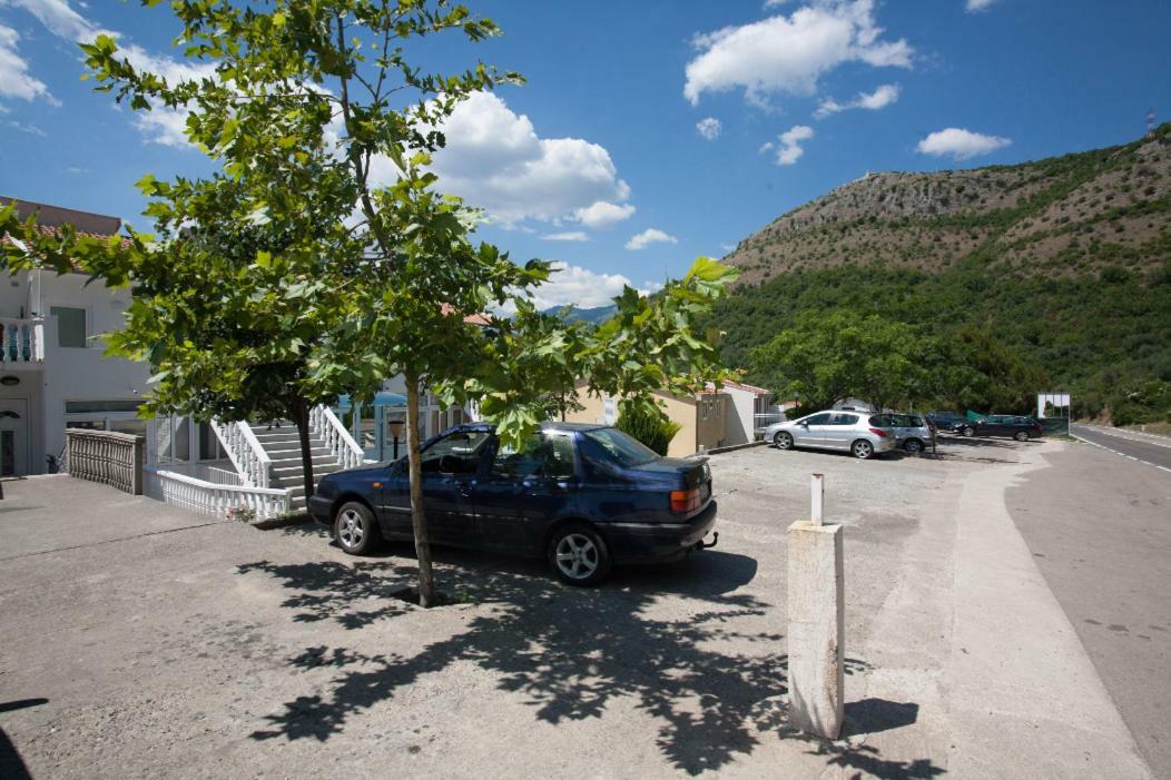 Apartments Adriatic Sveti Stefan Dış mekan fotoğraf